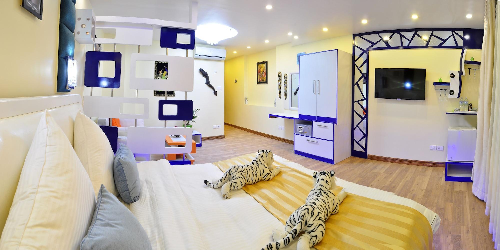 Royal Penguin Boutique Hotel & Spa Катманду Екстериор снимка