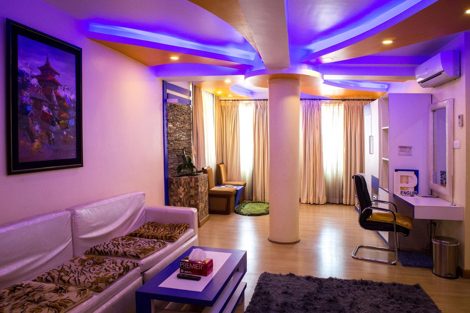 Royal Penguin Boutique Hotel & Spa Катманду Екстериор снимка