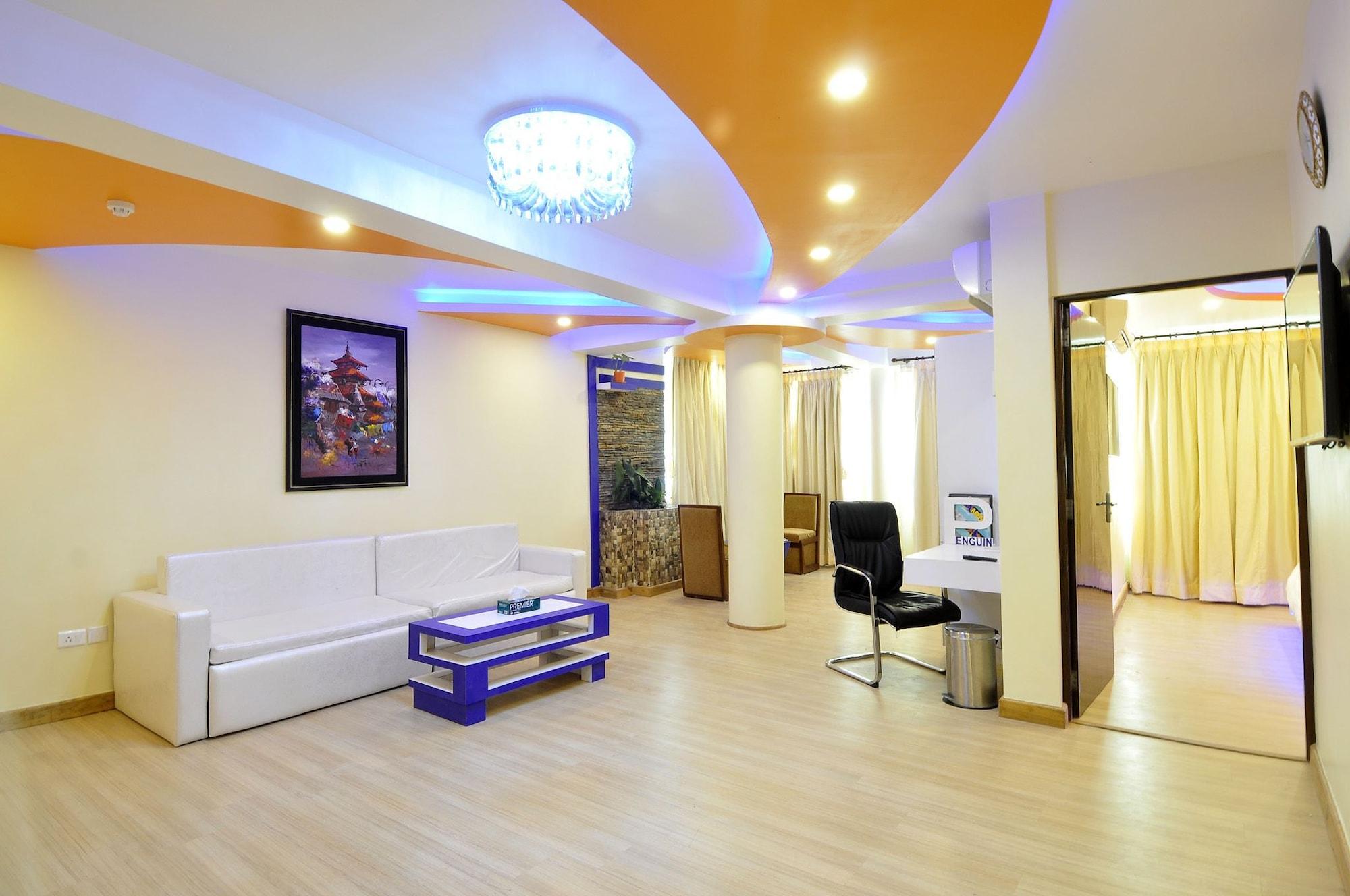 Royal Penguin Boutique Hotel & Spa Катманду Екстериор снимка