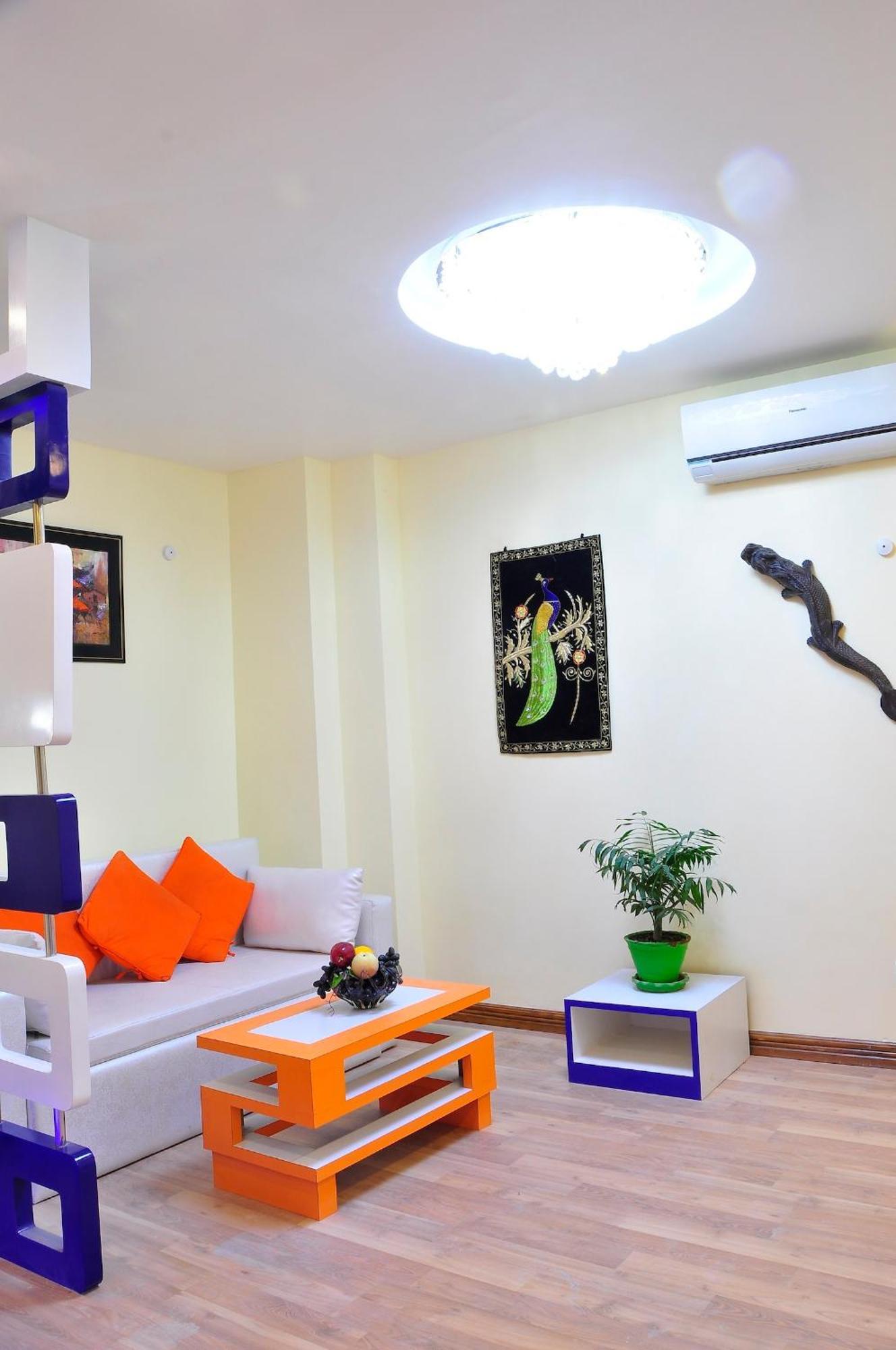 Royal Penguin Boutique Hotel & Spa Катманду Стая снимка