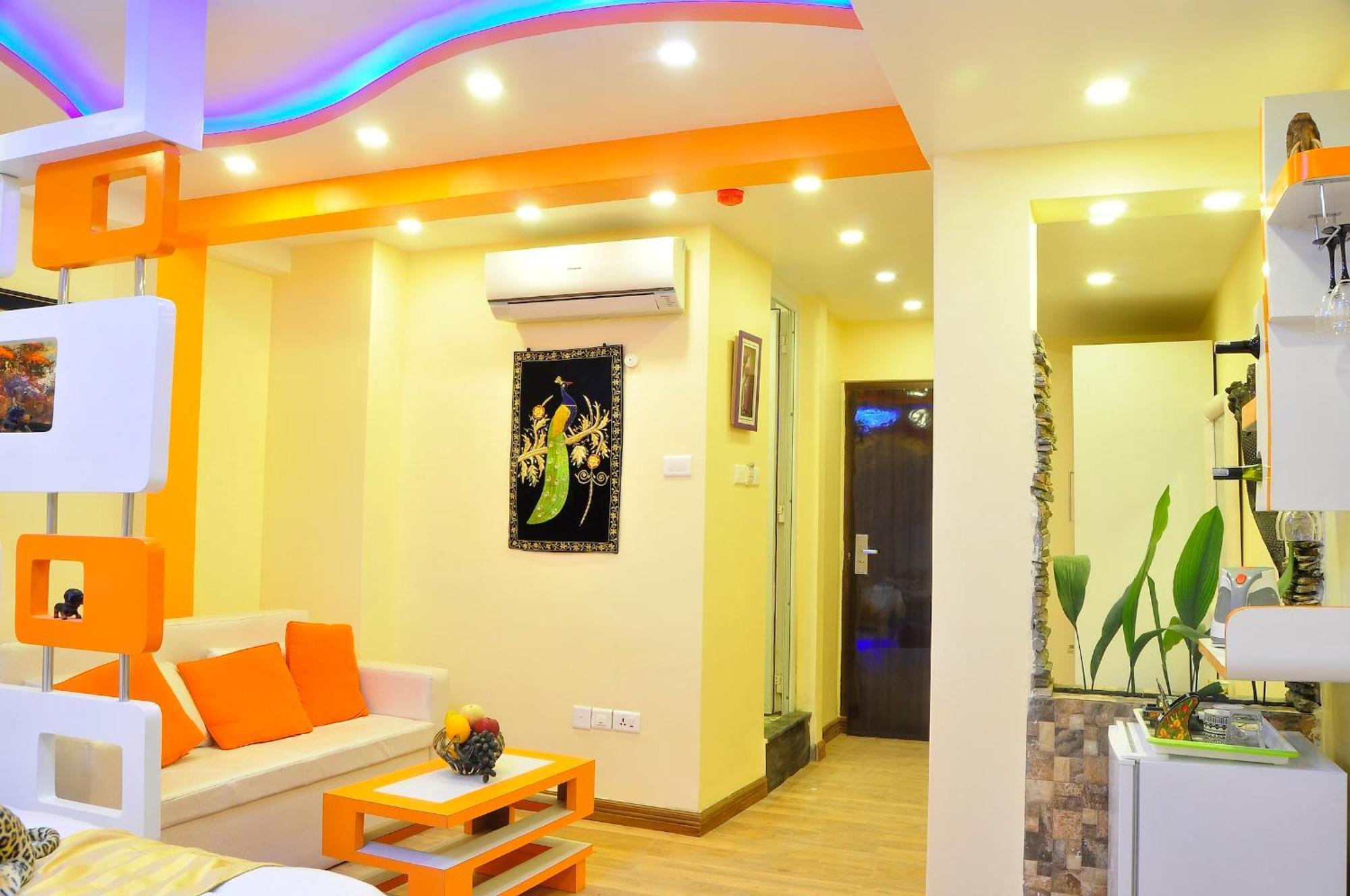 Royal Penguin Boutique Hotel & Spa Катманду Стая снимка